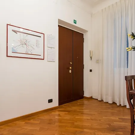 Maison Velia Appia Rome