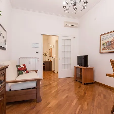 Holiday home Maison Velia Appia Rome
